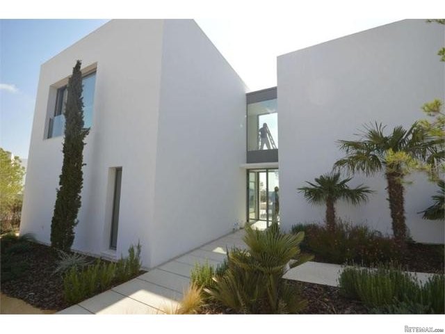 3 bedroom Villa For Sale: Villa.. - 2