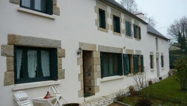 Good Location Near Leisure Facilities