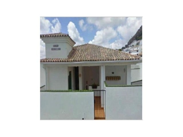Apartment - Apartment located in the..