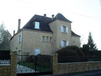 This Large Perigourdine Style House.. - 2