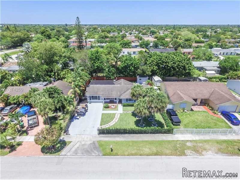 3 bedroom House For Sale: 11051 SW 160.. - 2