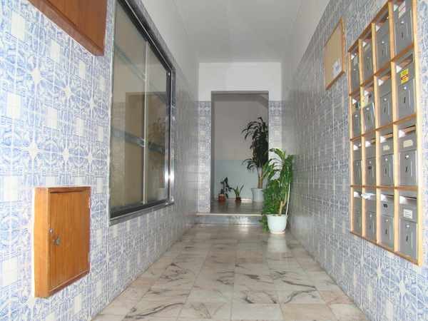 2 Bed Apartment For Sale - Olhao - 2