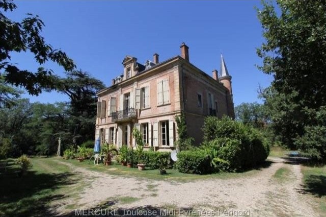 4 bedroom Castle For Sale: 81500.. - 2