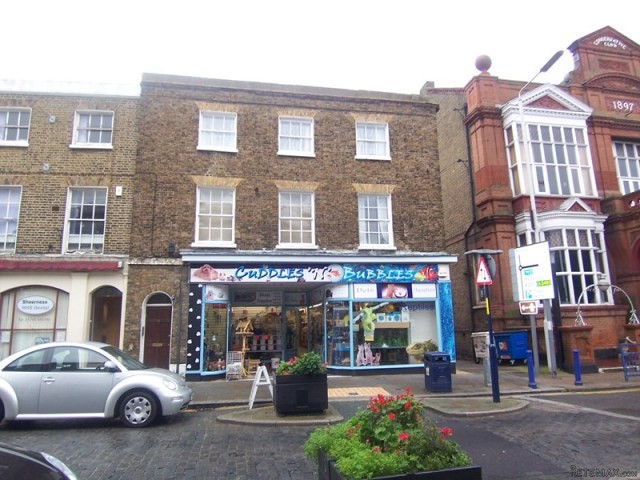 2 bedroom flat in SHEERNESS