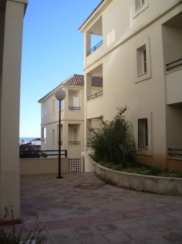 Apartment - BARGAIN PRICE ALERT!! AN.. - 2