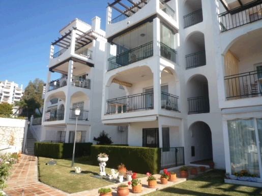 Apartment - BRIGHT AND SPACIOUS 1 BED..