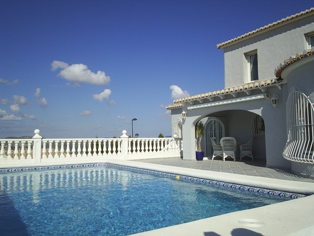 2 Bedroom Villa in Benitachell - 2