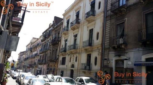 3 bedroom Apartment For Sale: Via.. - 2