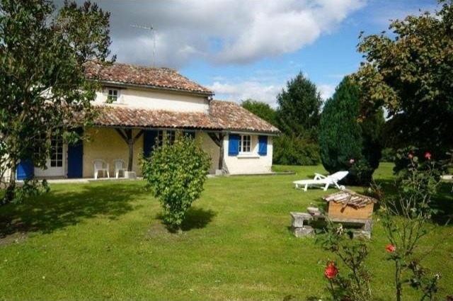 3 bedroom House For Sale: 86410 POITIERS - 2