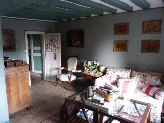 House Ten Minutes Outside Village - 2