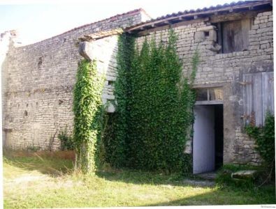Stone Property to Renovate - 2
