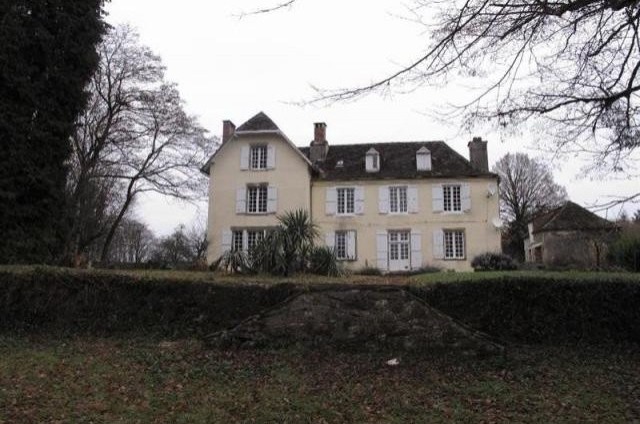 8 bedroom House For Sale: 87500 SAINT..
