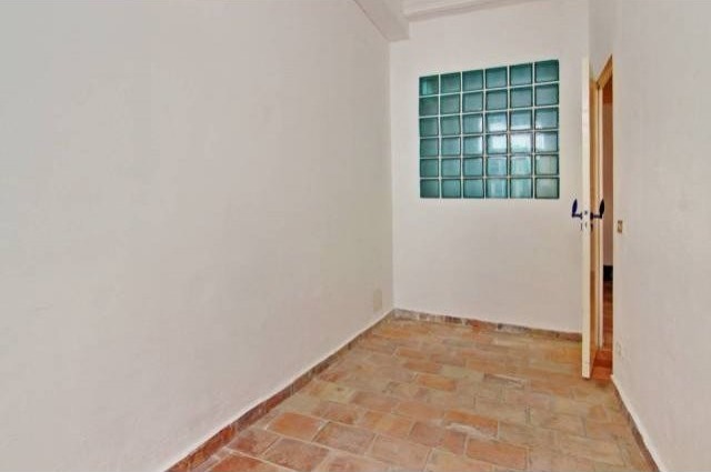 3 Bedroom apartment in the old town to.. - 2