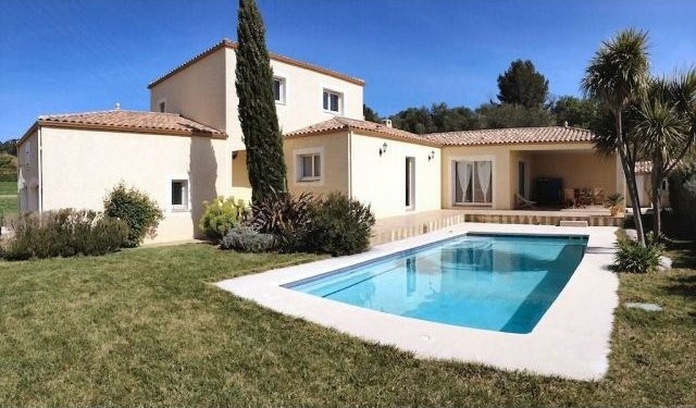 Villa In Pezenas, France