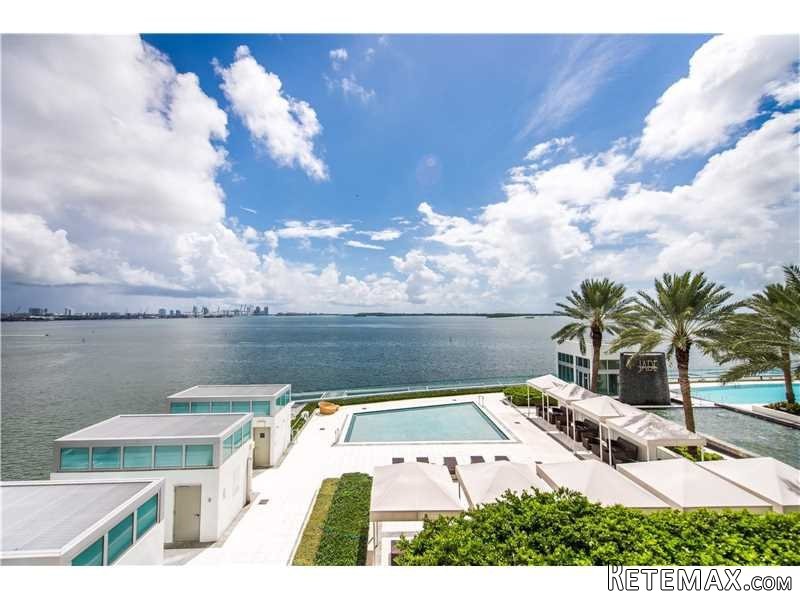 2 bedroom Flat For Sale: 1331 Brickell..