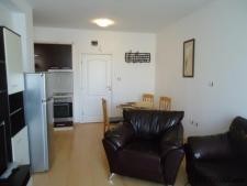 Lovely 1-bedroom apartment with views.. - 2