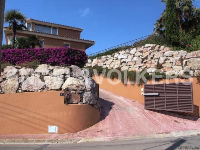 Great home with amazing views in Sant.. - 2