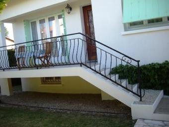 Pretty House With Mature Garden, Near.. - 2