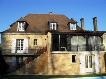 This Large Perigourdine Style House..