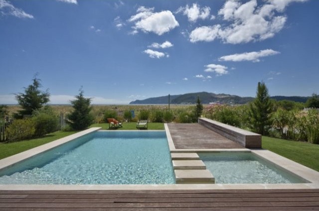 3 Bedroom Beach Apartment at Troia..