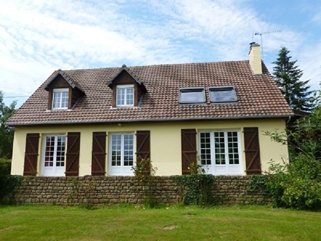Neat Traditional House in France