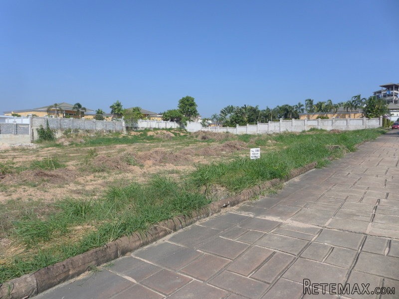 Siam Royal View: Building land plot..