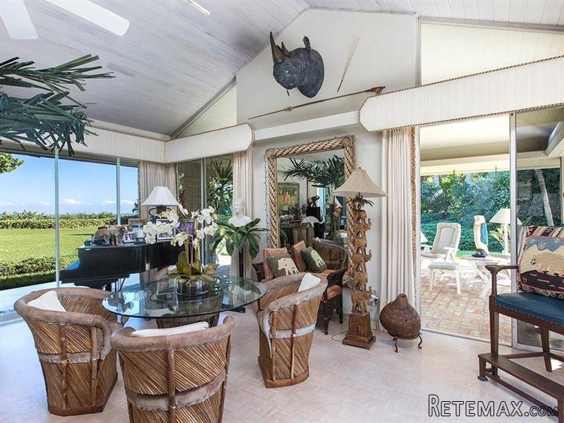 3 bedroom House For Sale: 890 Reef.. - 2