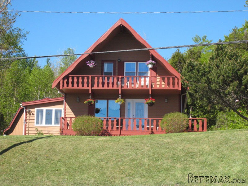 6 bedroom House For Sale: 431 Shore..