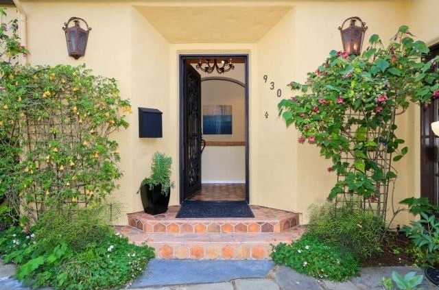 5 Bedrooms - Property - CA - For Sale - 2