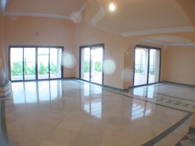 Villa for sale in Los Flamingos.. - 2