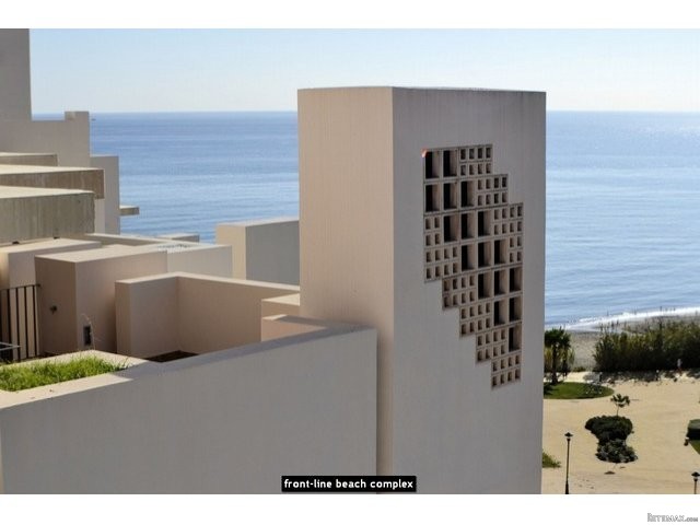 Apartment for sale in East Estepona.. - 2