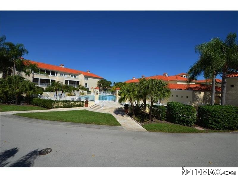 2 bedroom Flat For Sale: 5035 Harmony.. - 2