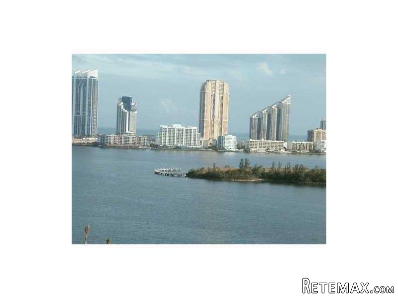 3340 Northeast 190 St, Unit 1205..