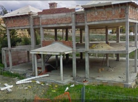 Villa for sale in El Paraiso Alto..