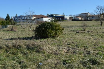 Building plot in Ruffec - walking.. - 2