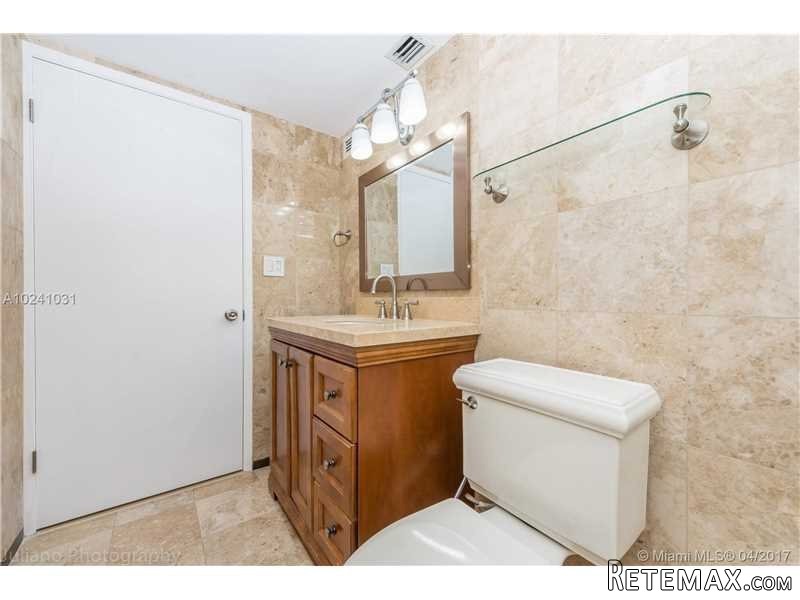 2 bedroom Flat For Sale: 1901 Brickell.. - 2