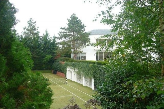 7 bedroom House For Sale: 78430.. - 2