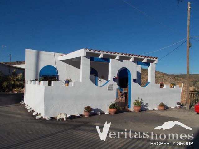 Ref: 1082 - Cortijo/Finca for Sale in..