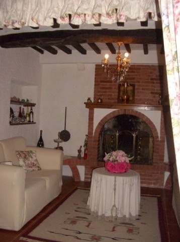 Village/town House - For Sale - North..