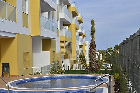 * Luxury 2 Bed Ground Floor Holiday..