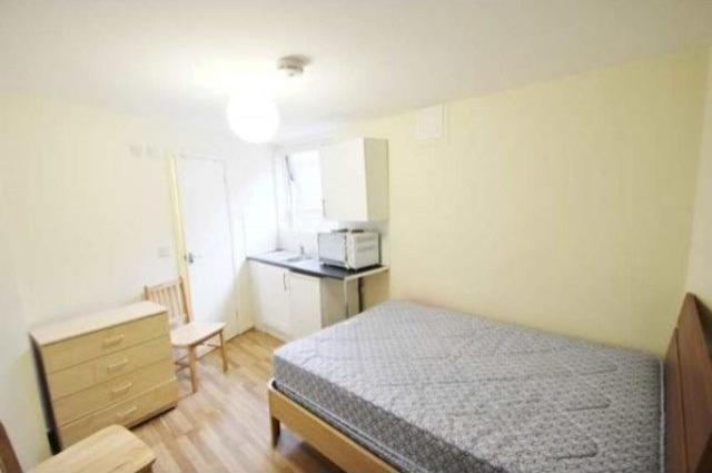 Flat/Apartment To Let in London