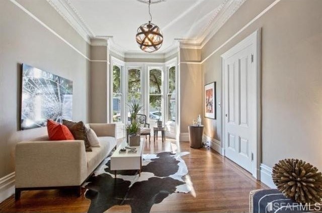 Block of Apartments For Sale: 238..