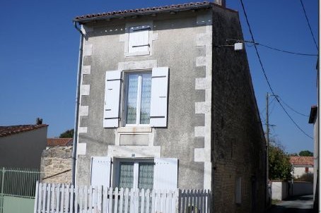 Stone House For Sale Aulnay - 2