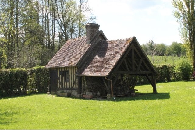 Former Presbytery and Outbuildings - 2