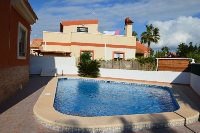 2 Bedrooms - Villa - Alicante - For Sale - 2