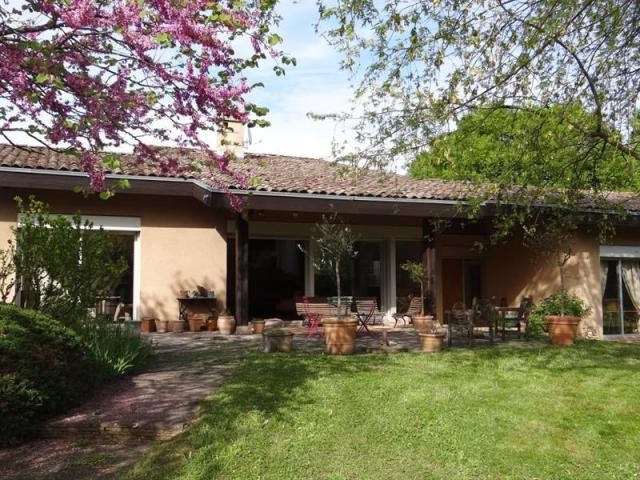 4 bedroom Villa For Sale: 38460 CREMIEU - 2