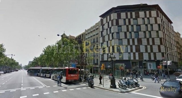 Apartment for sale in the central Paseo..