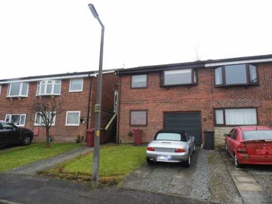 3 bedroom, Semi-detached House house..