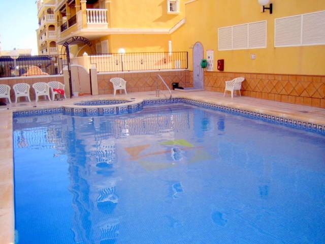 2 BEDROOM PENTHOUSE APARTMENT IN.. - 2