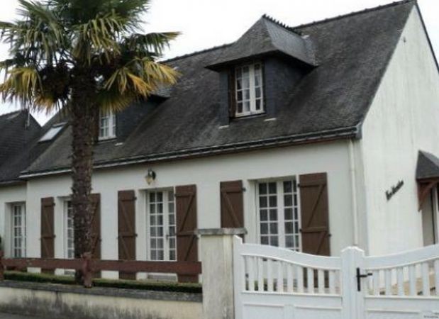Nice Family Breton Property